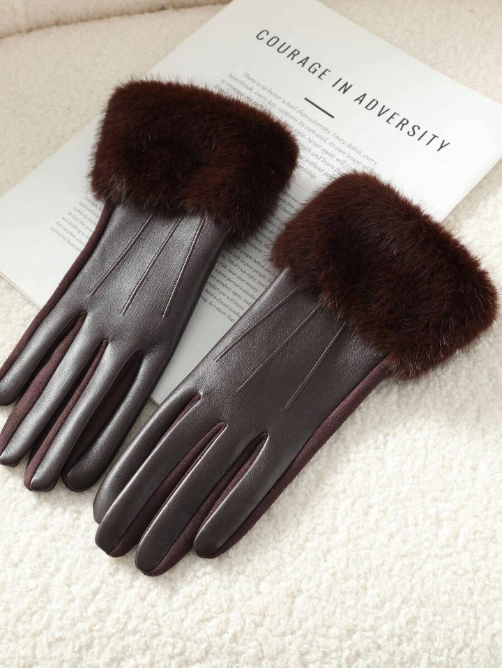 Black 3D-Shaped Fingerless Gloves