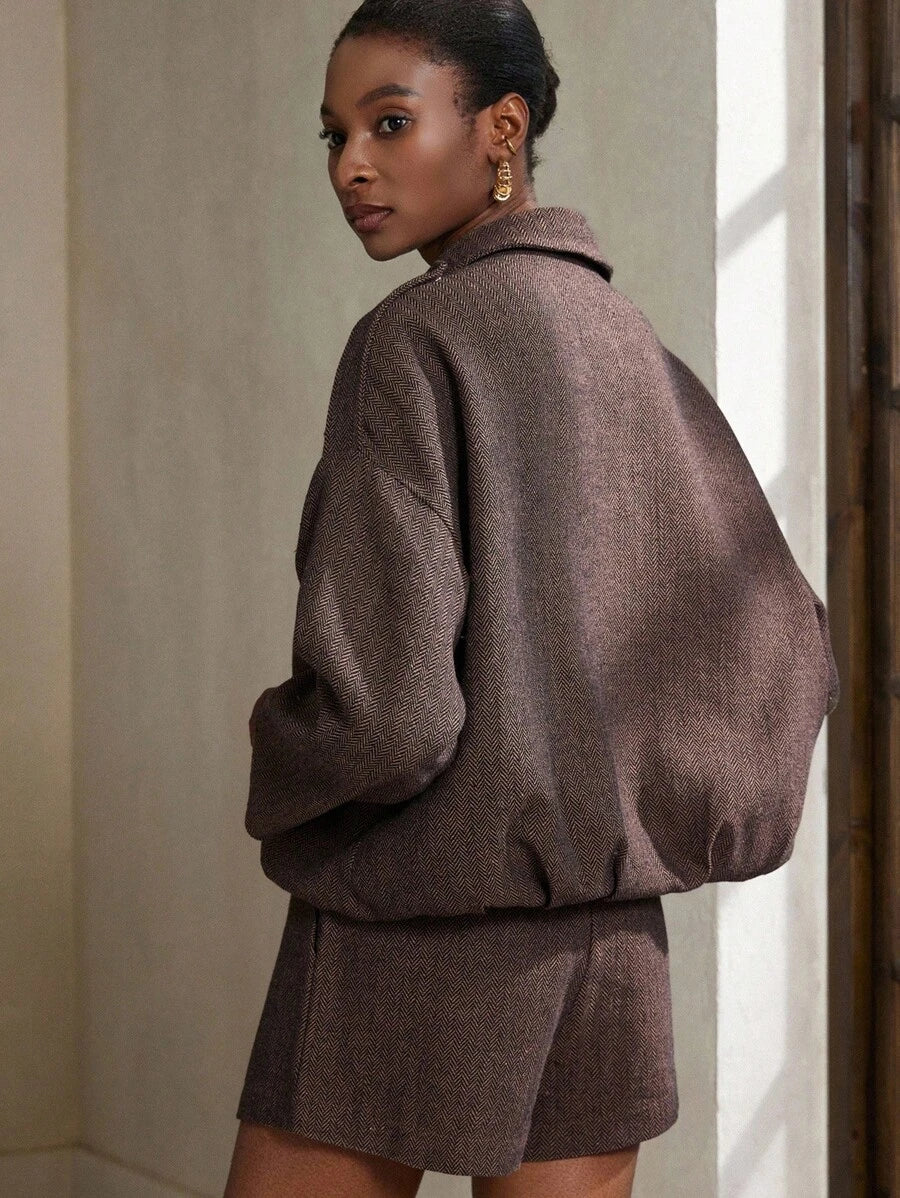 Aveloria Modichic 2-delige damesset s vleermuismouwen en visgraatmotief a bomberjack a šortky