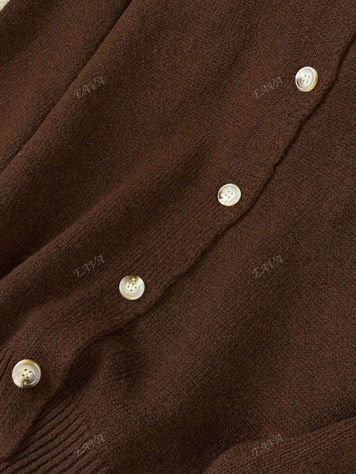 De Commuter Cardigan