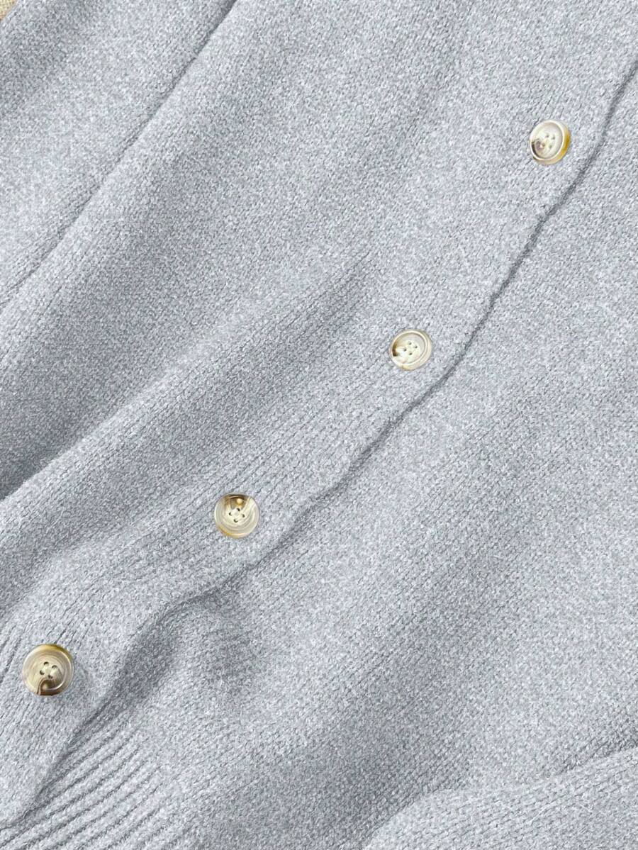 De Commuter Cardigan