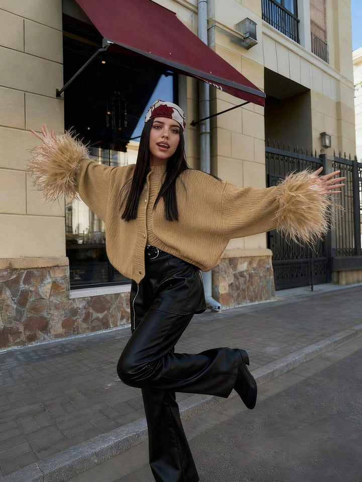 Margaret - Pletený kardigan s peřím 