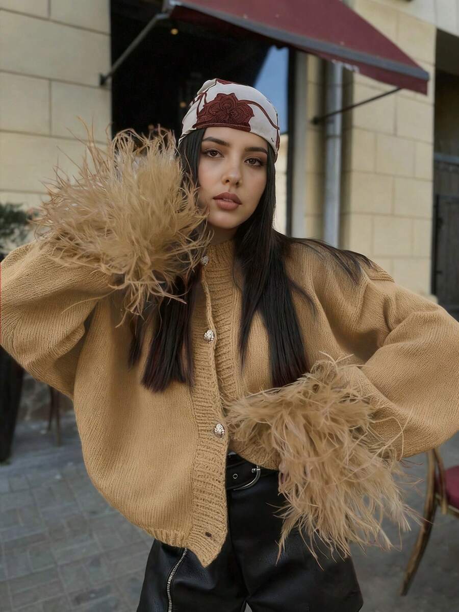 Margaret - Pletený kardigan s peřím 