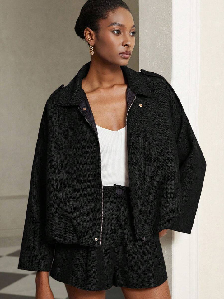 Aveloria Modichic 2-delige damesset s vleermuismouwen en visgraatmotief a bomberjack a šortky