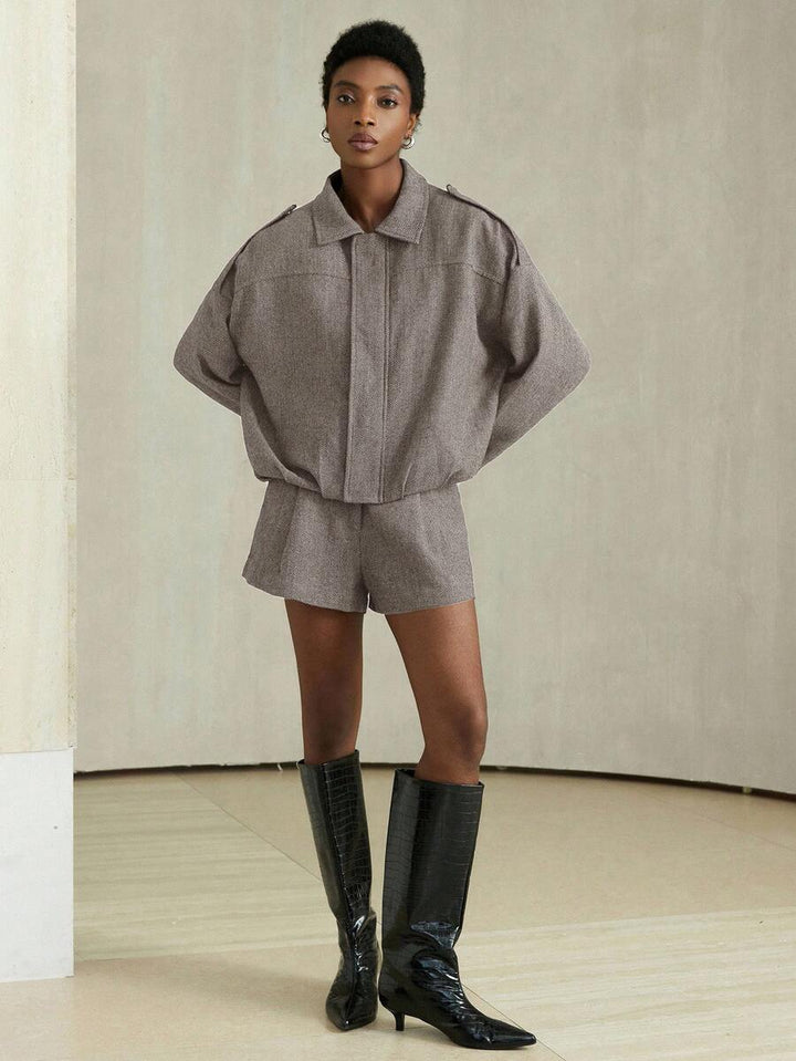 Aveloria Modichic 2-delige damesset s vleermuismouwen en visgraatmotief a bomberjack a šortky