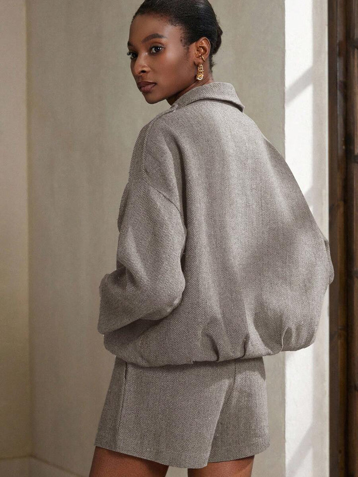 Aveloria Modichic 2-delige damesset s vleermuismouwen en visgraatmotief a bomberjack a šortky