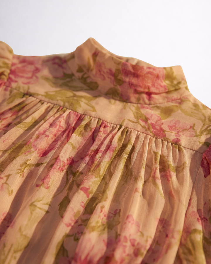 Rosario | Elegantes Kleid, das alle Blicke auf sich zieht