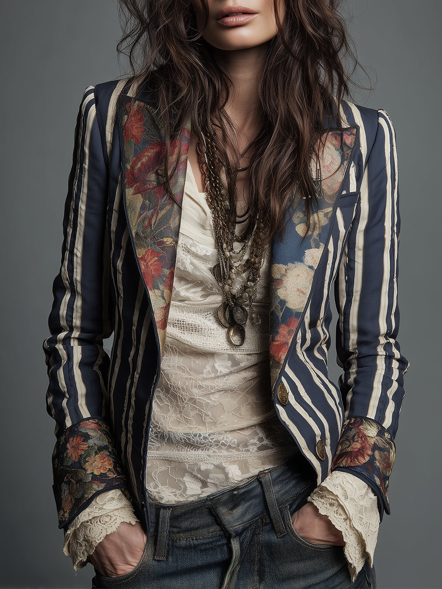 Cindy | Boho Blazer mit floralen Details und Streifen