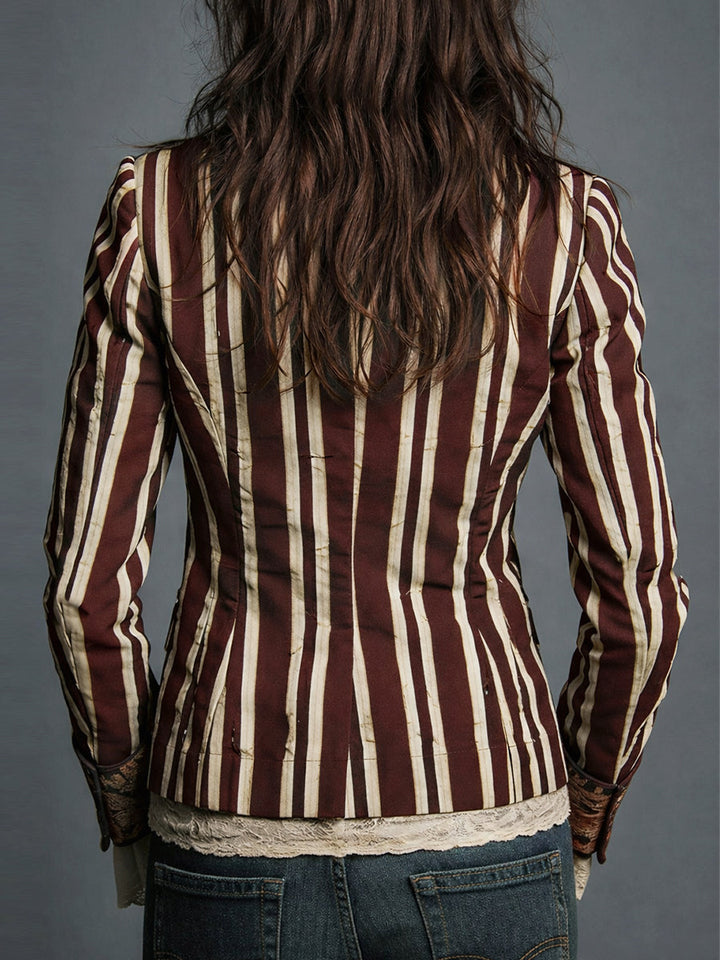 Cindy | Boho Blazer mit floralen Details und Streifen