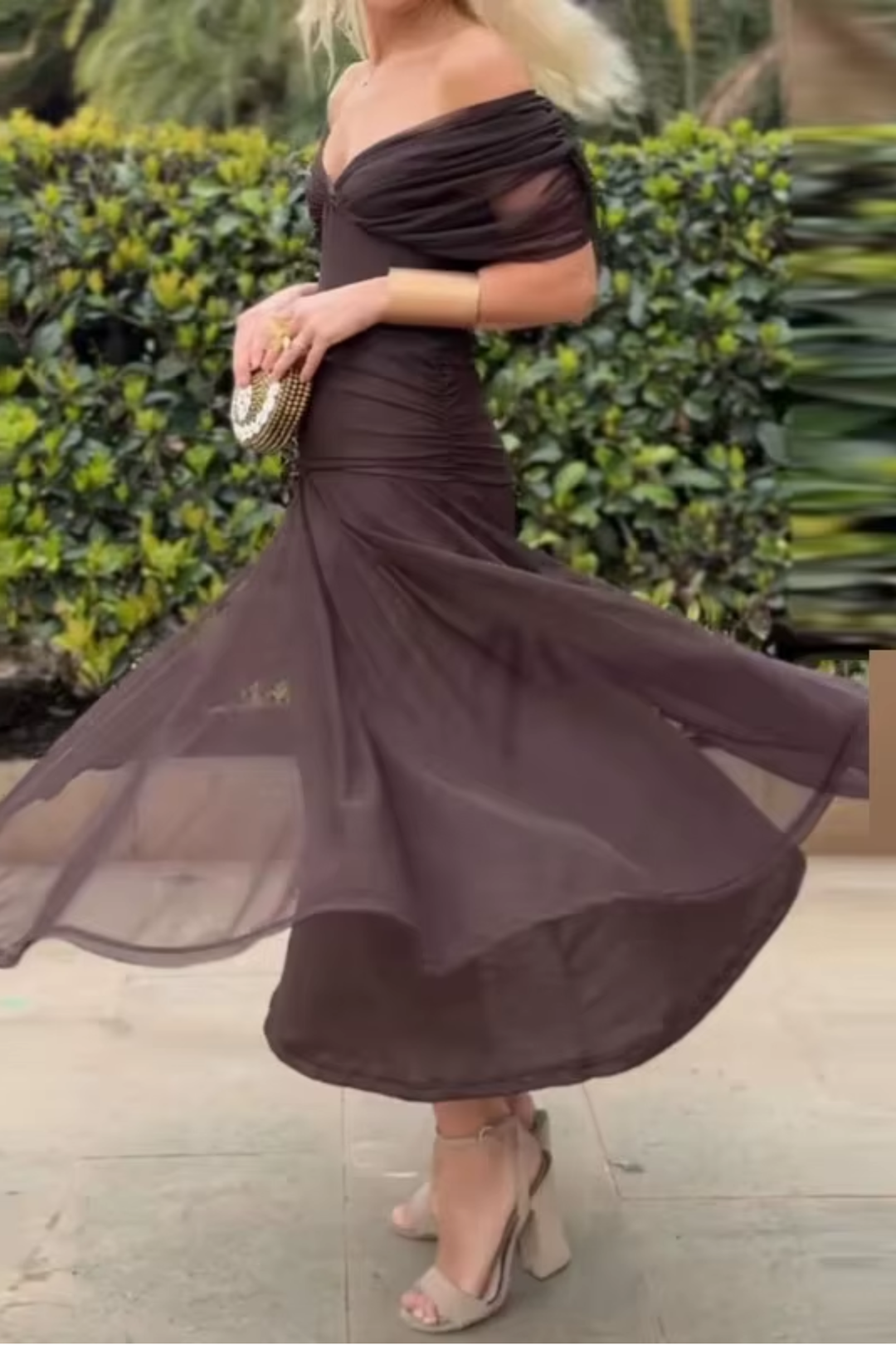 Emma | Maxi šaty s V-výstřihem a elegantní siluetou pro slavnostní chvíle