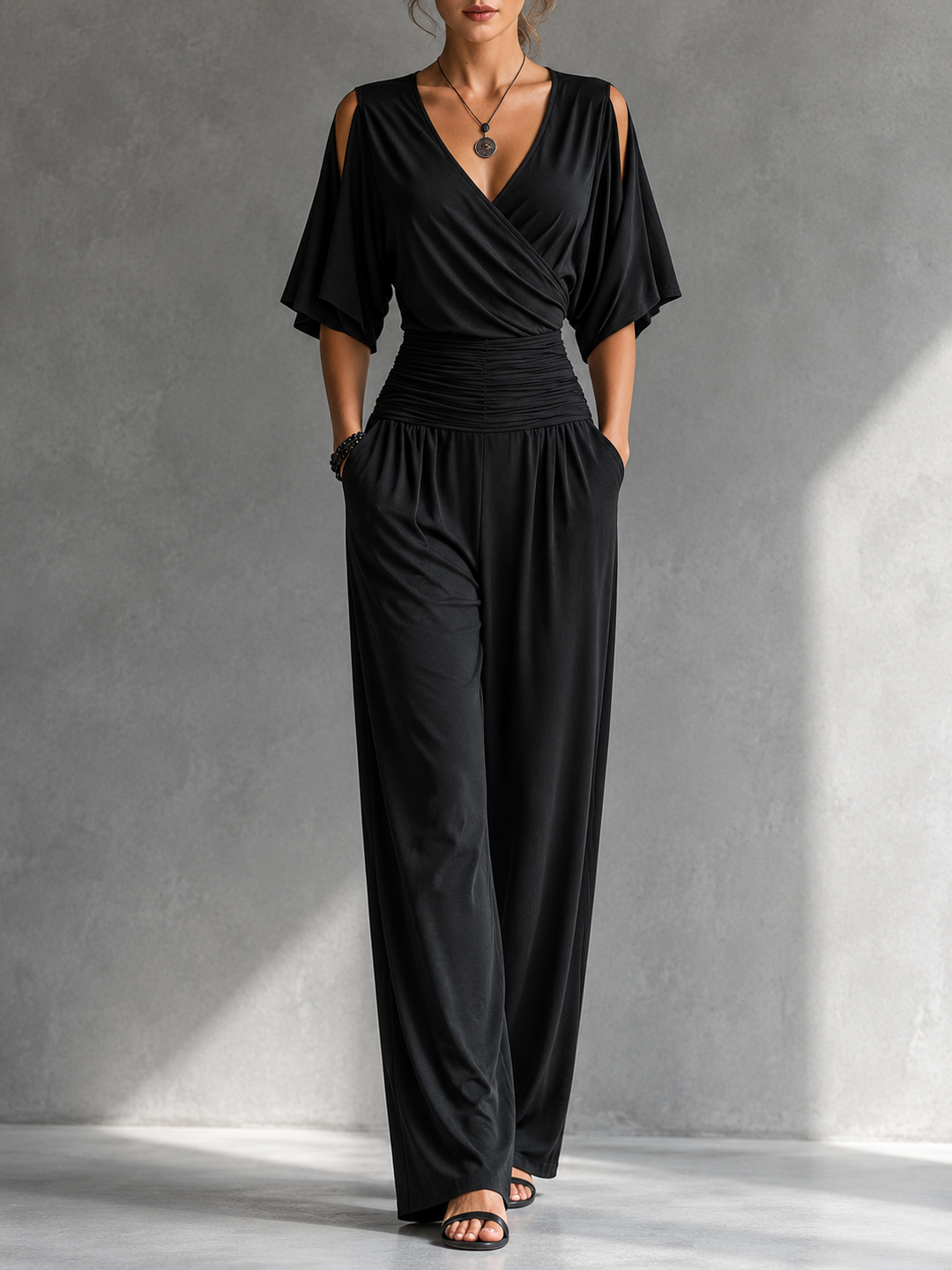 Alia | Elegantní komplet: zavinovací top a široké kalhoty