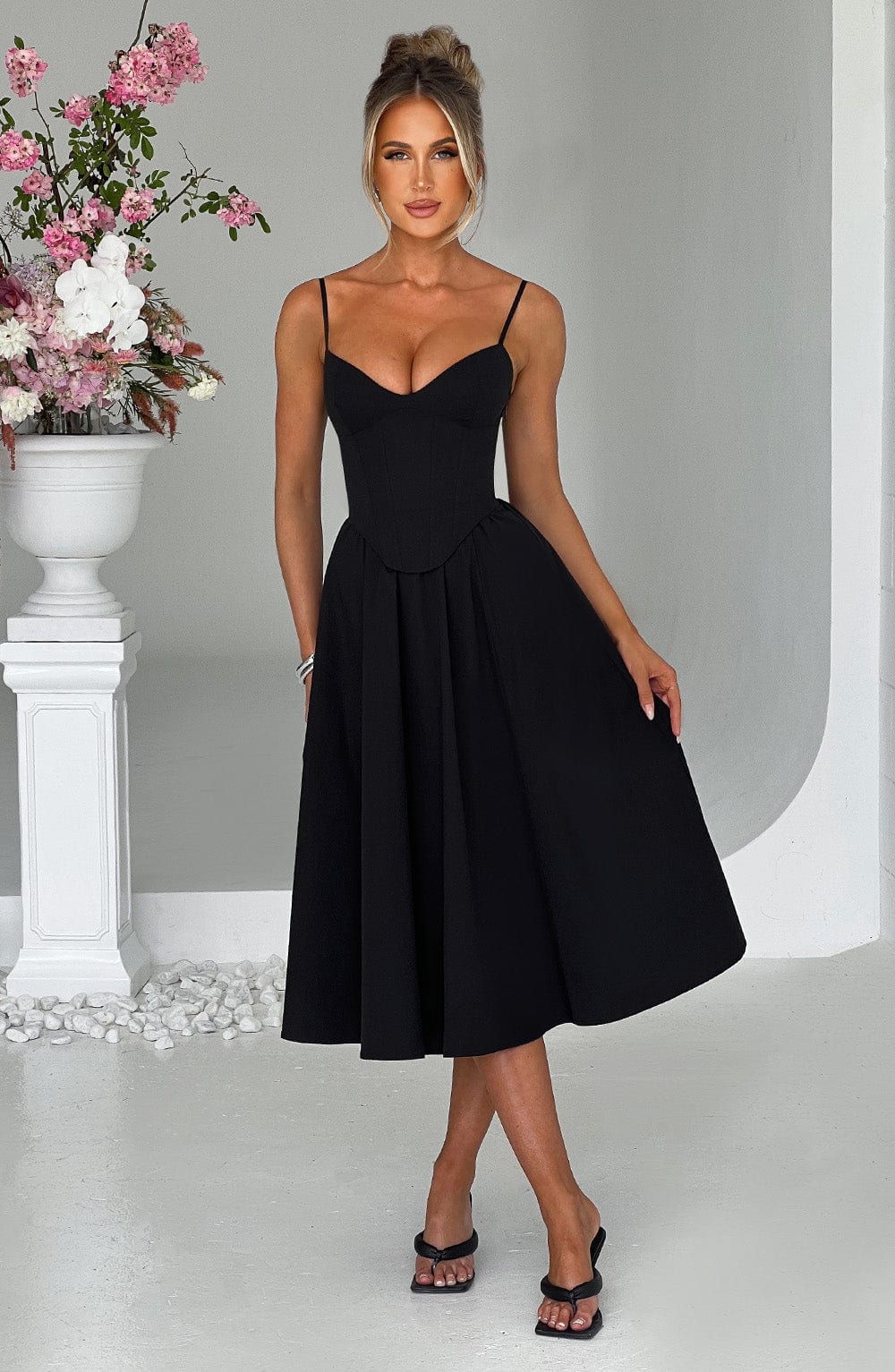 MAILEEN | Elegantní midi šaty v korzet stylu