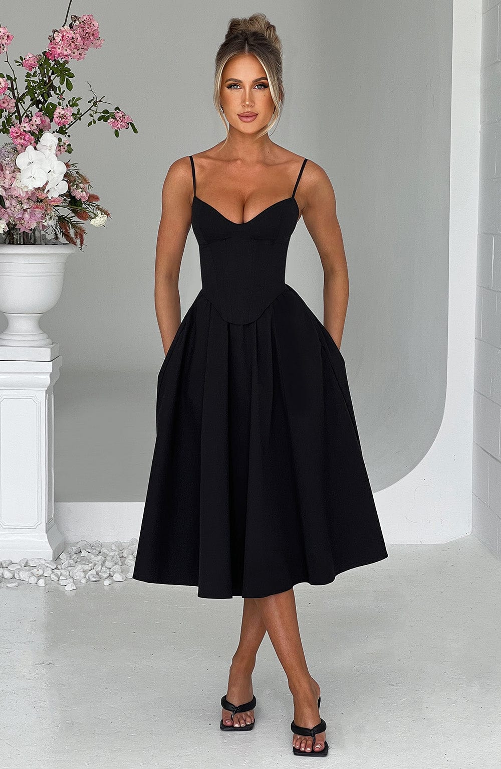 MAILEEN | Elegantní midi šaty v korzet stylu