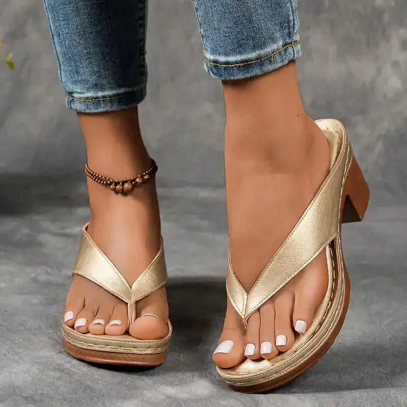 Yasmin™ | Elegantní relaxační sandály